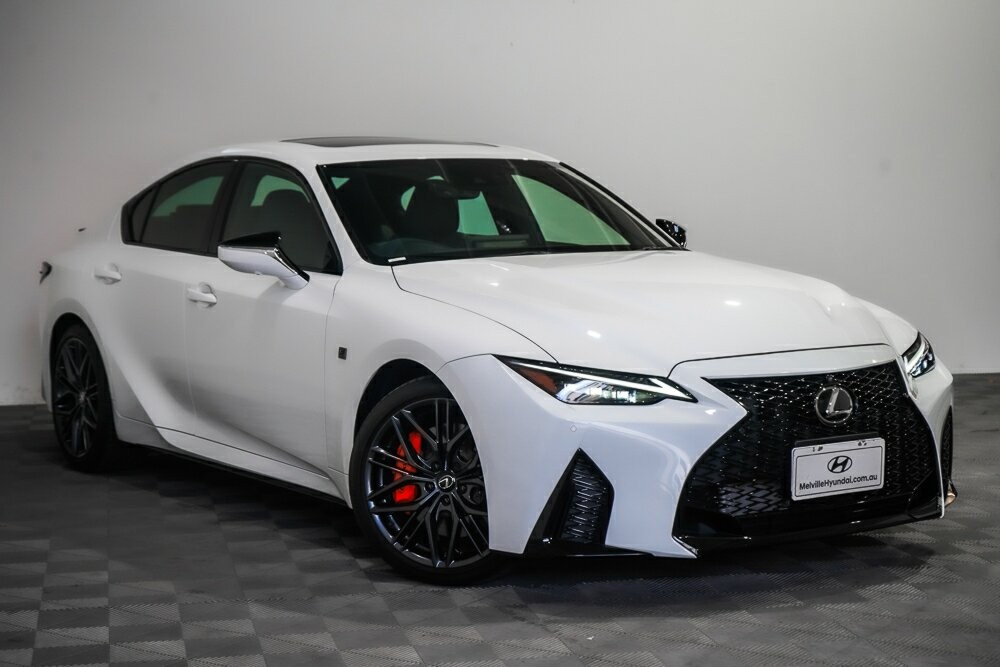 Lexus Is image 1