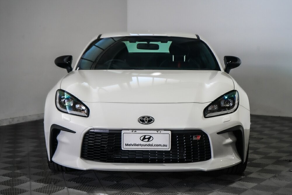 Toyota Gr86 image 3