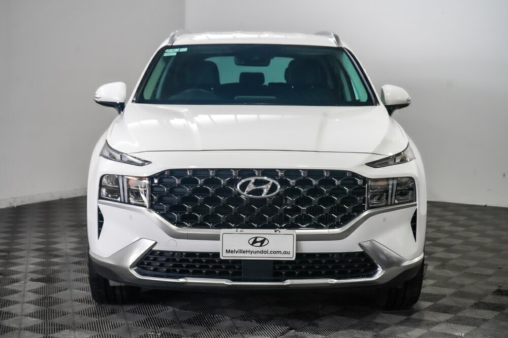 Hyundai Santa Fe image 3
