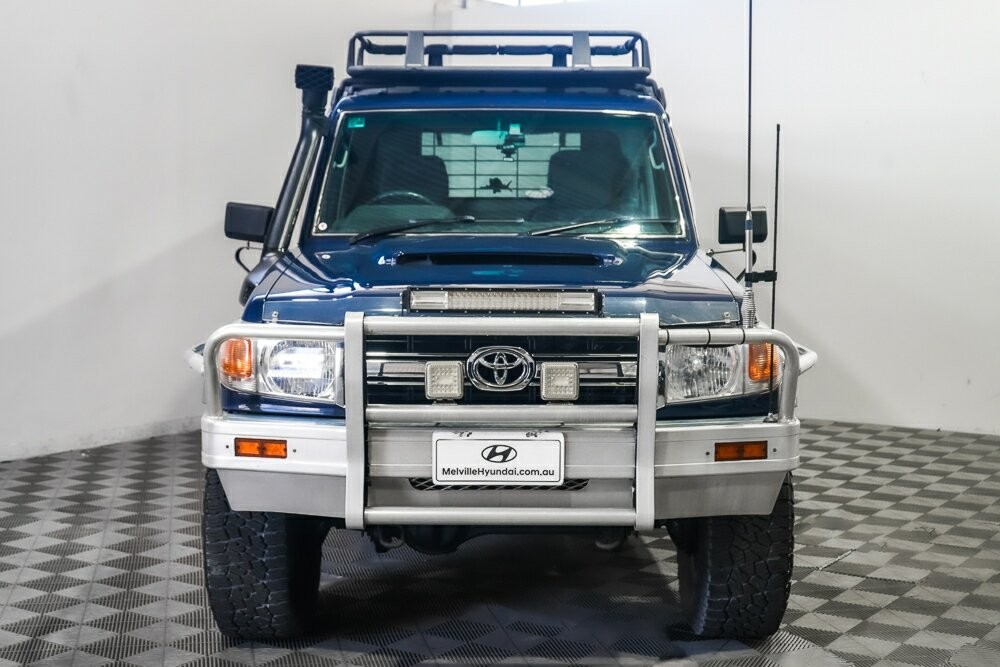 Toyota Landcruiser image 3