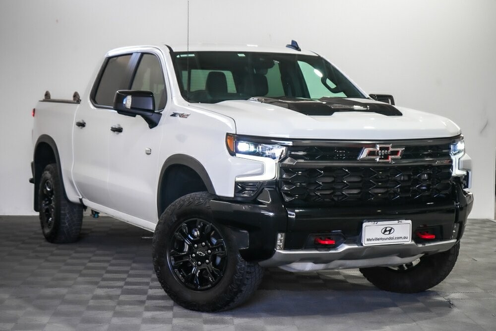 Chevrolet Silverado image 1