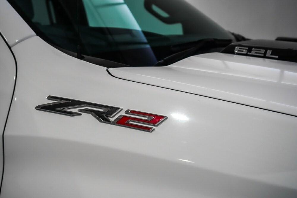 Chevrolet Silverado image 3