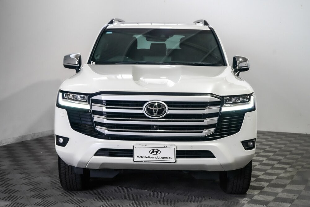 Toyota Landcruiser image 3
