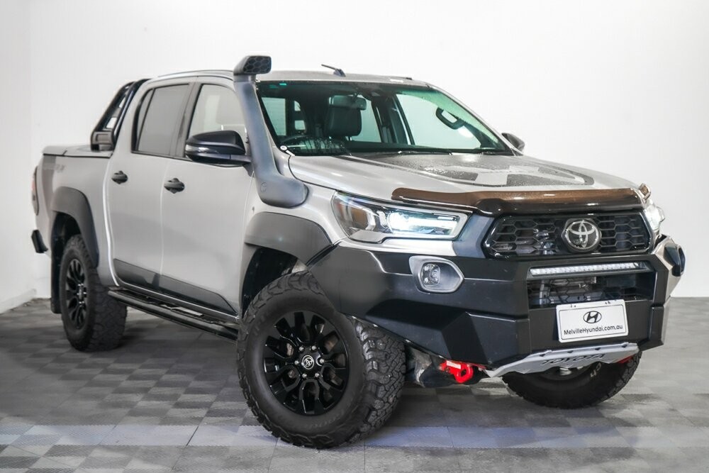 Toyota Hilux image 1