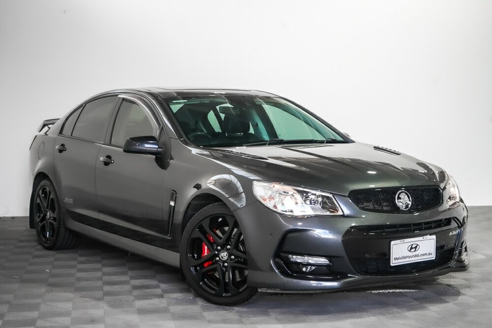 Holden Commodore image 1