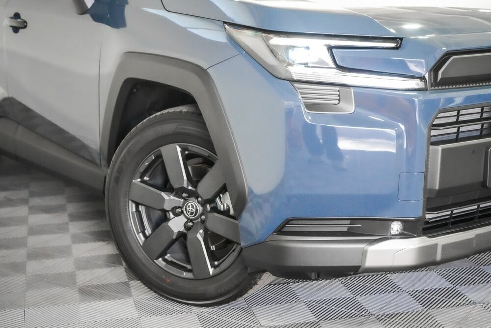 Toyota Rav4 image 2
