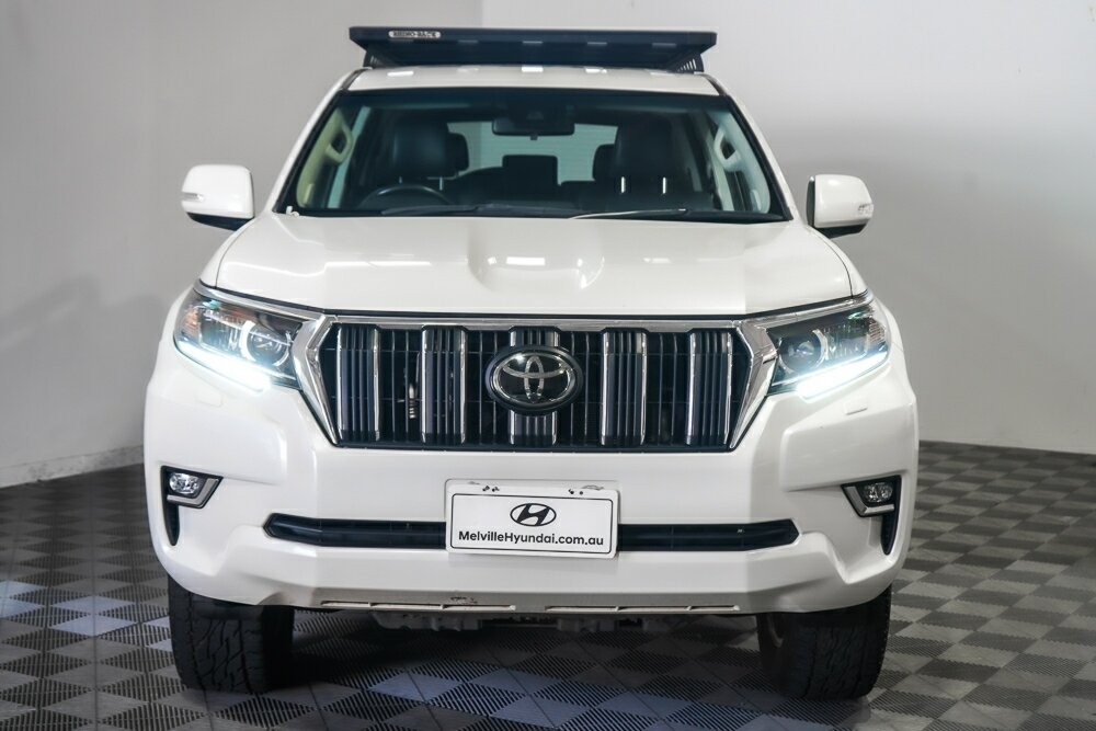 Toyota Landcruiser Prado image 3