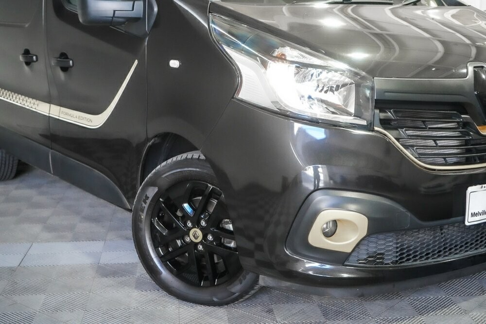 Renault Trafic image 2