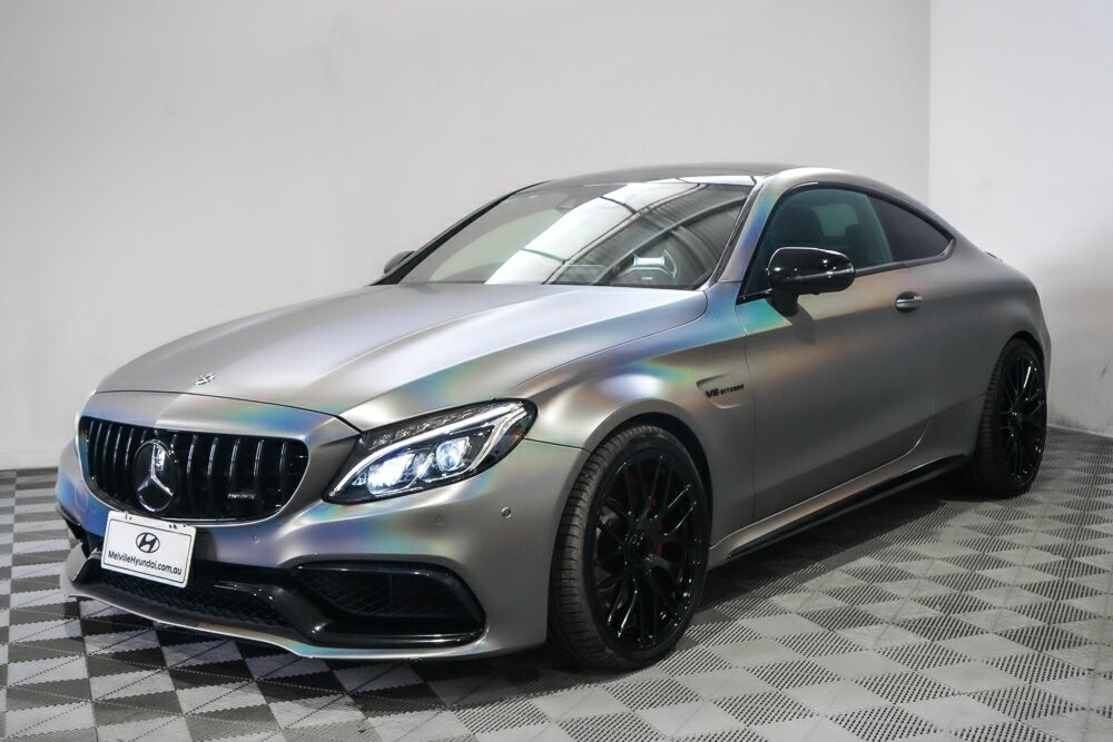 Mercedes Benz C-class image 4