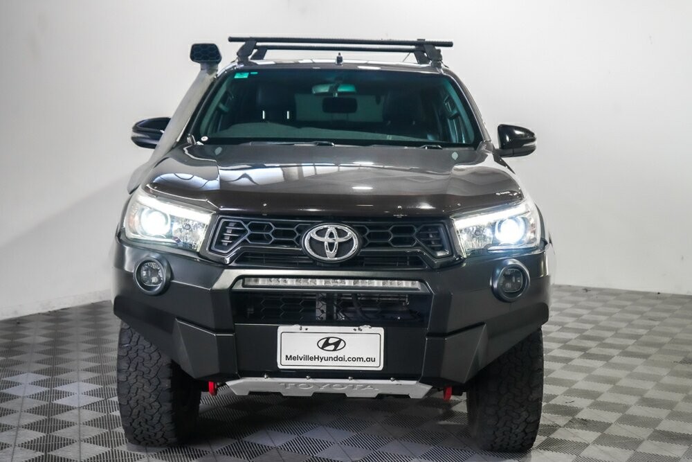 Toyota Hilux image 3