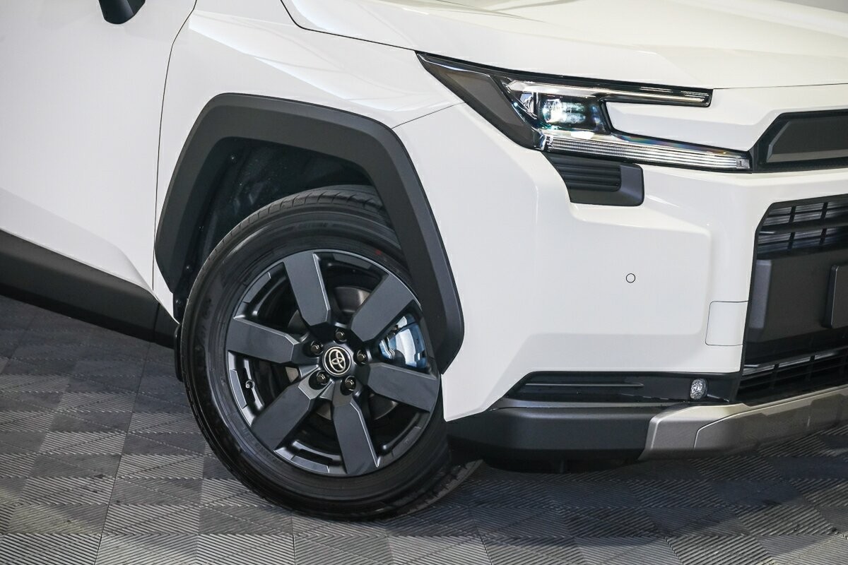 Toyota Rav4 image 2