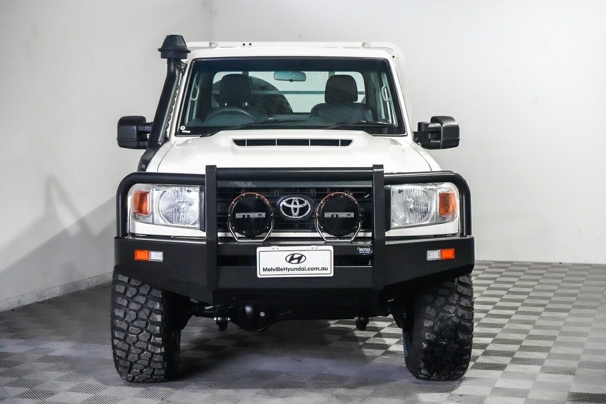 Toyota Landcruiser image 4