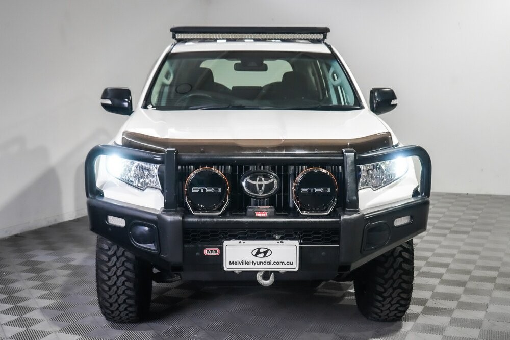 Toyota Landcruiser Prado image 4
