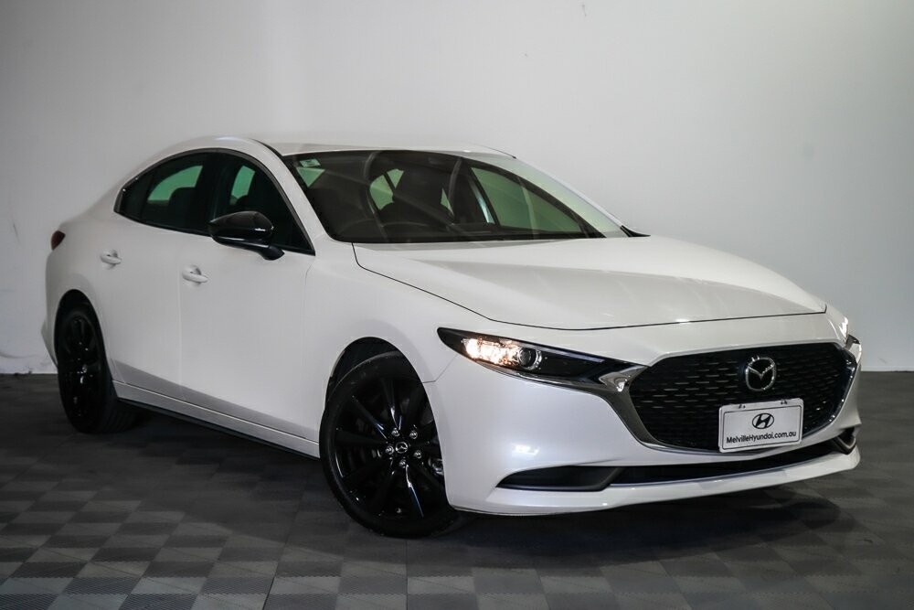Mazda 3 image 1