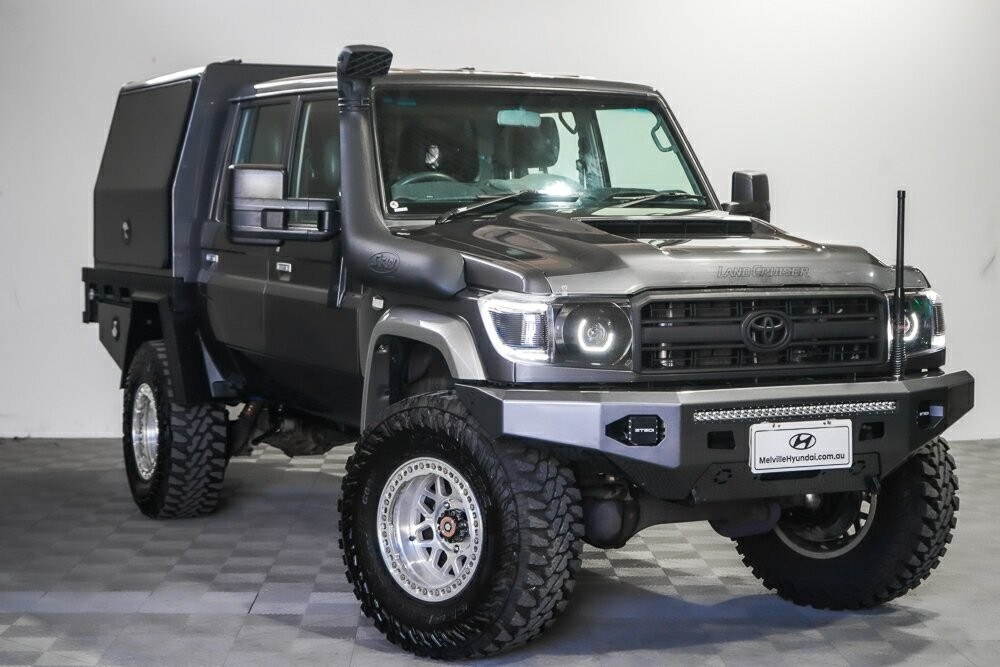 Toyota Landcruiser image 1