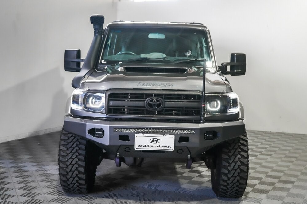 Toyota Landcruiser image 3