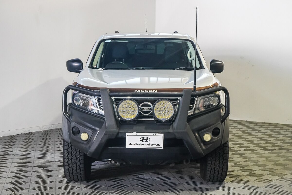 Nissan Navara image 2
