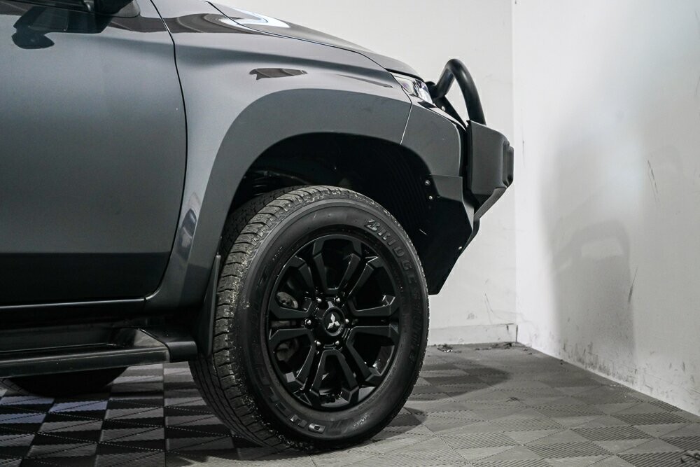Mitsubishi Triton image 4