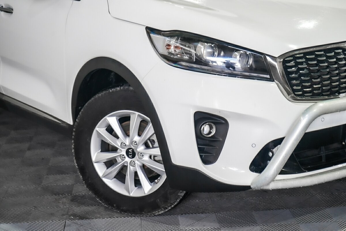 Kia Sorento image 2