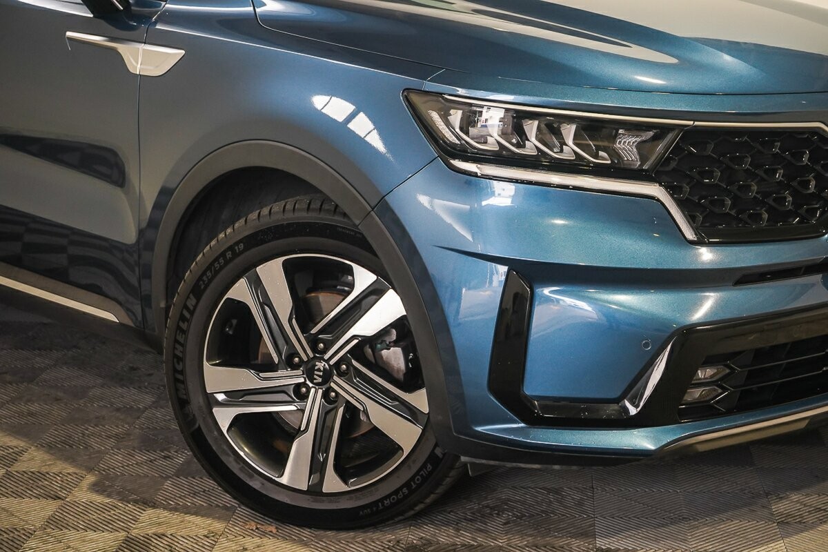 Kia Sorento image 2