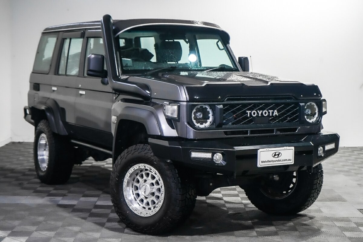 Toyota Landcruiser image 1