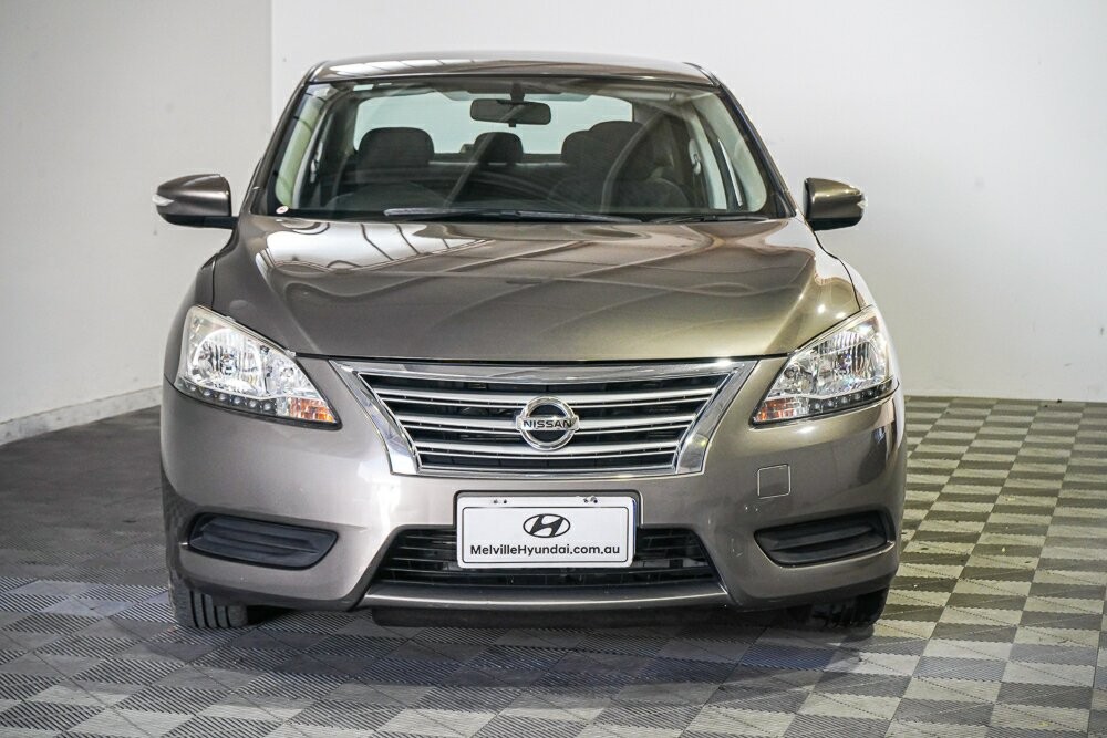 Nissan Pulsar image 2