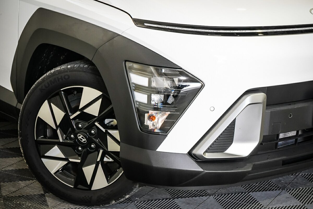 Hyundai Kona image 2