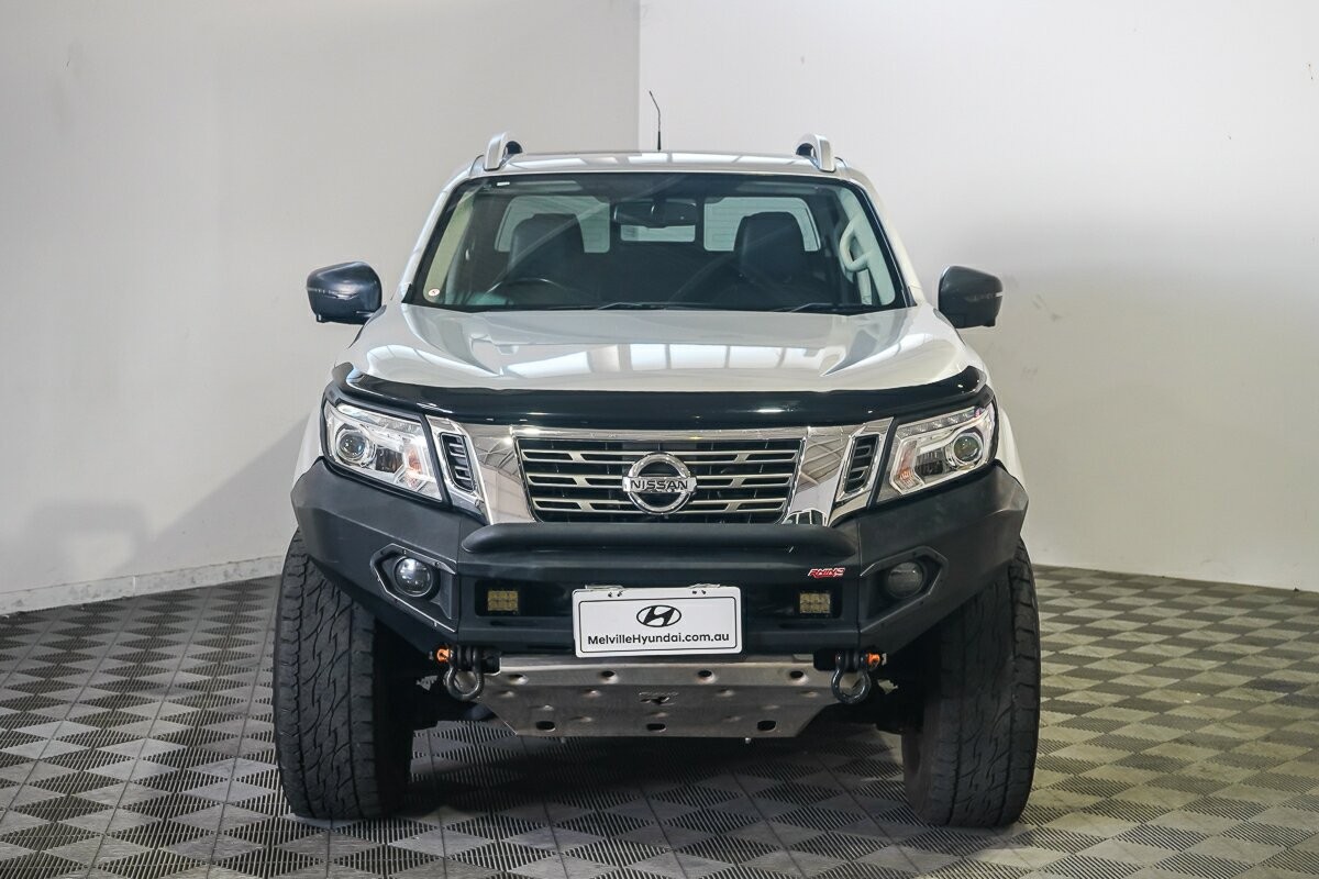 Nissan Navara image 3
