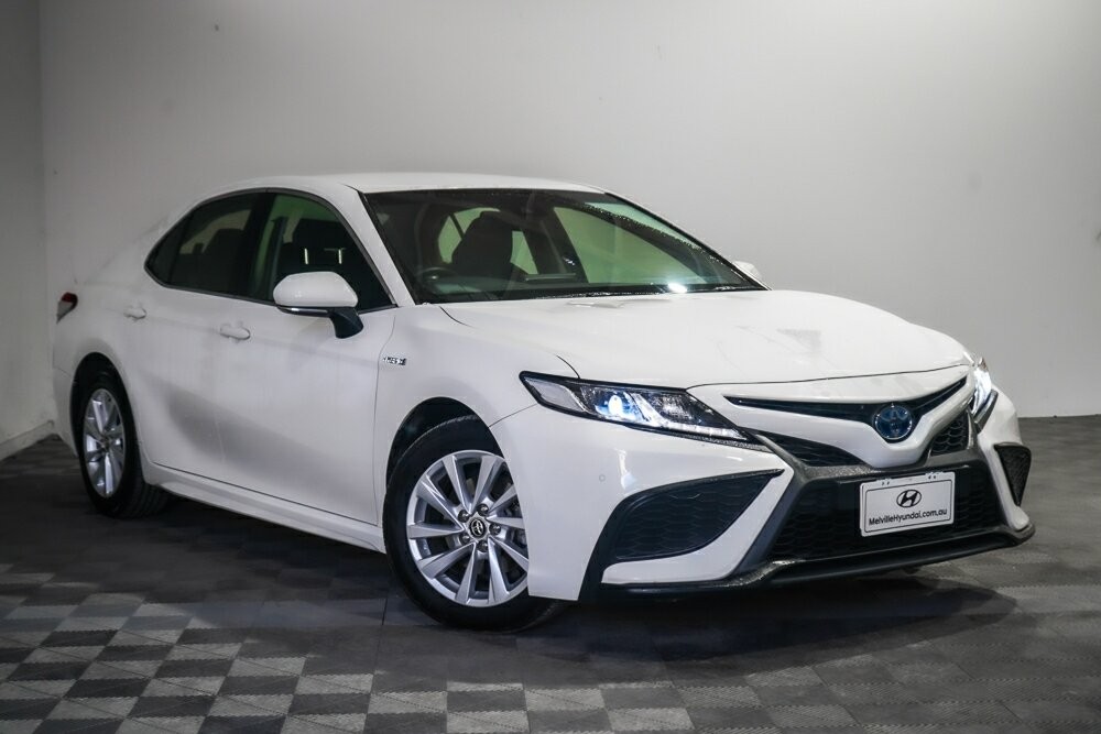 Toyota Camry image 1