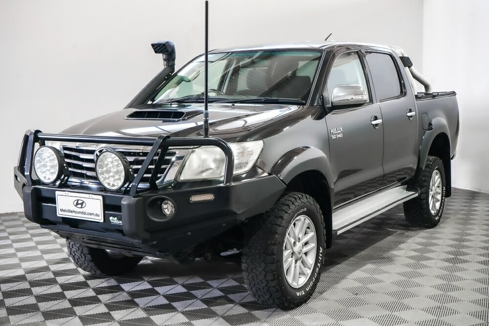 Toyota Hilux image 3