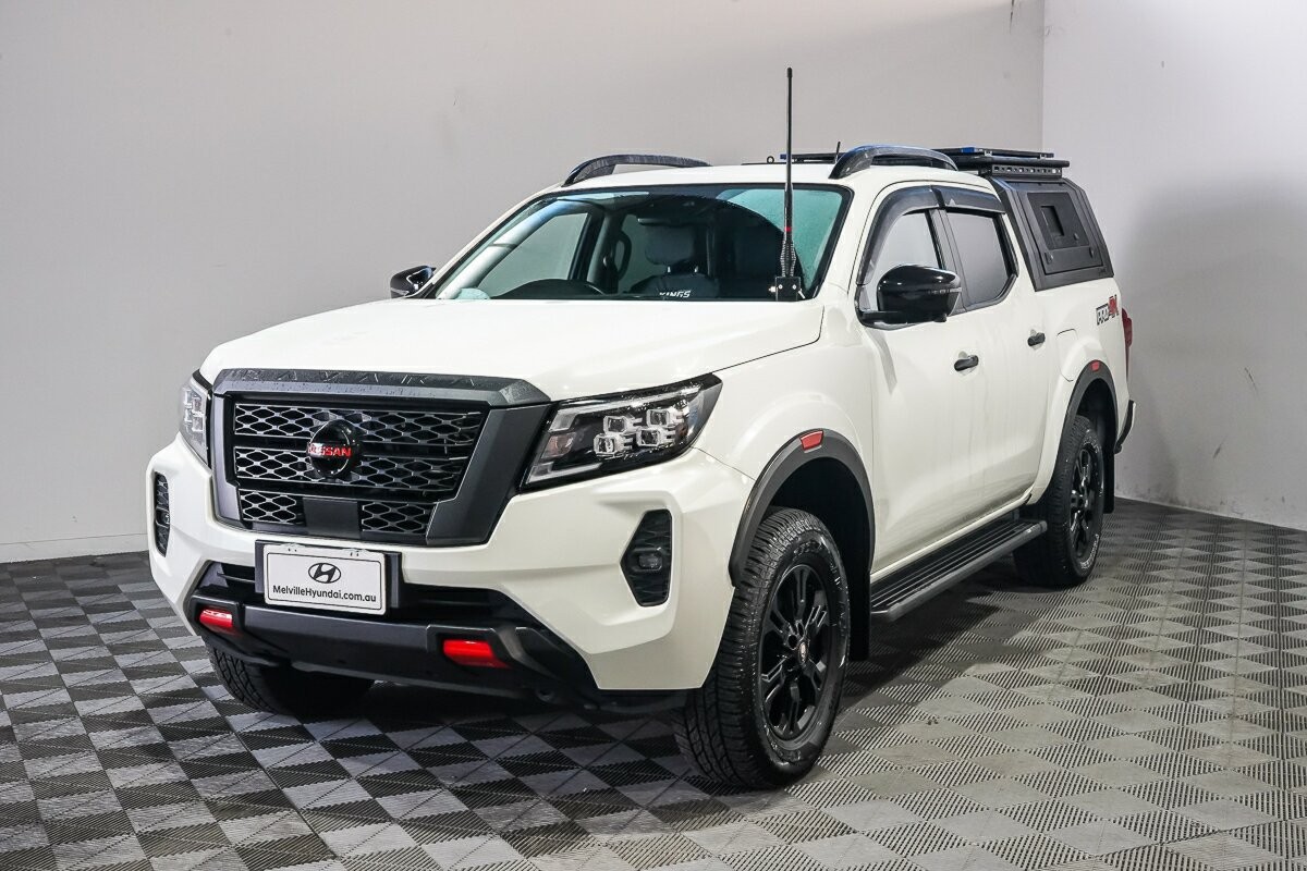 Nissan Navara image 4