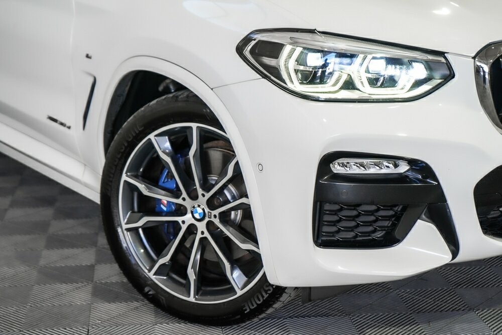 BMW X3 image 2