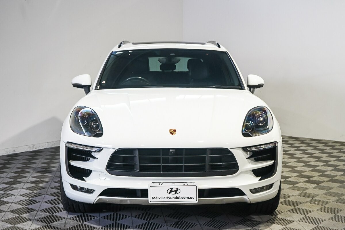 Porsche Macan image 3
