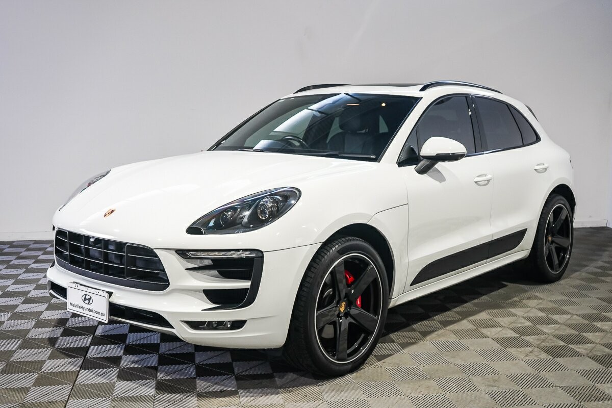 Porsche Macan image 4