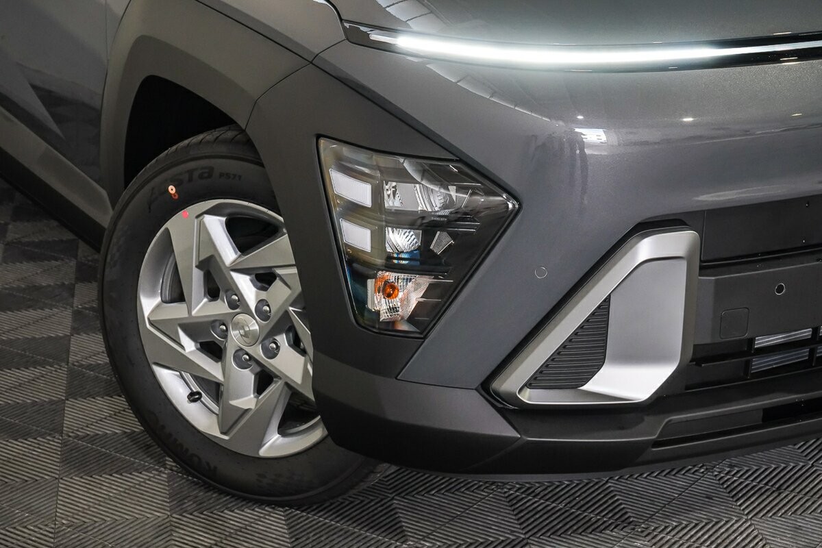Hyundai Kona image 2