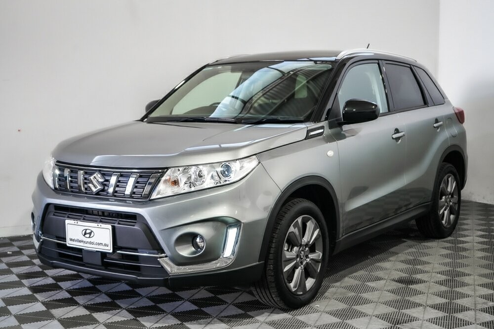 Suzuki Vitara image 3