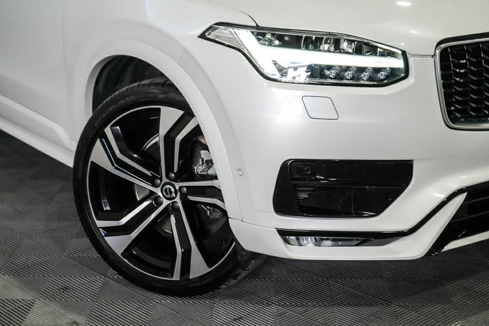 Volvo Xc90 image 2