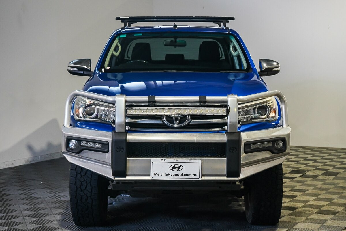 Toyota Hilux image 3