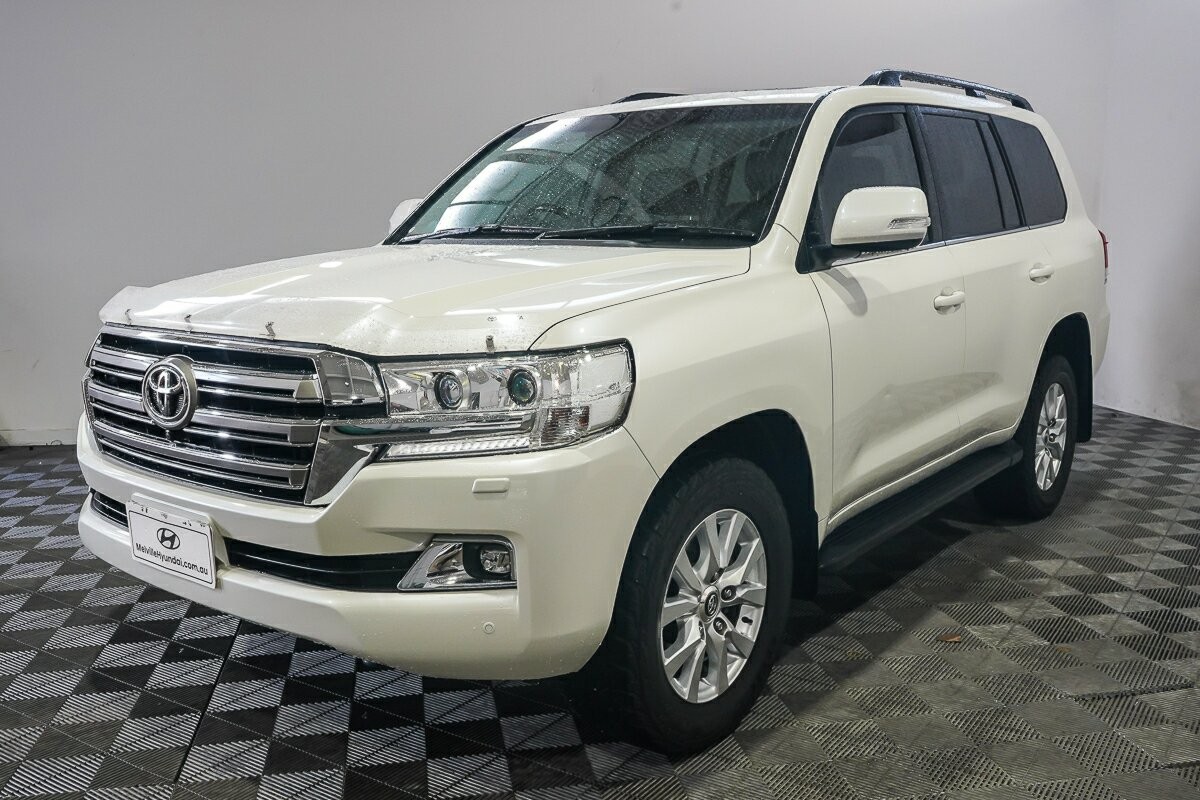 Toyota Landcruiser image 4