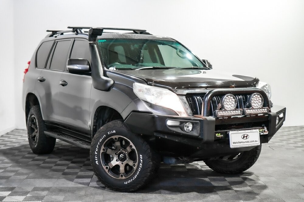 Toyota Landcruiser Prado image 1