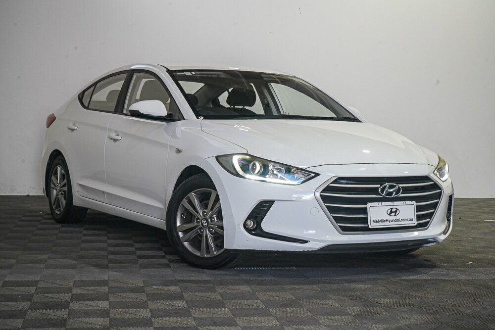 Hyundai Elantra image 1