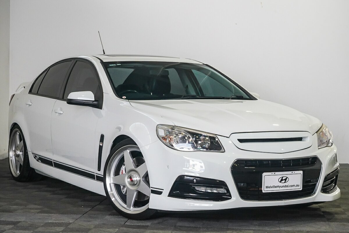 Holden Commodore image 1