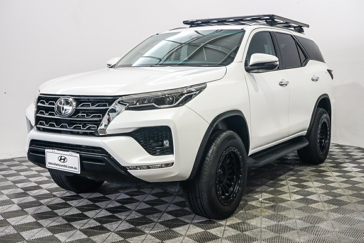 Toyota Fortuner image 4