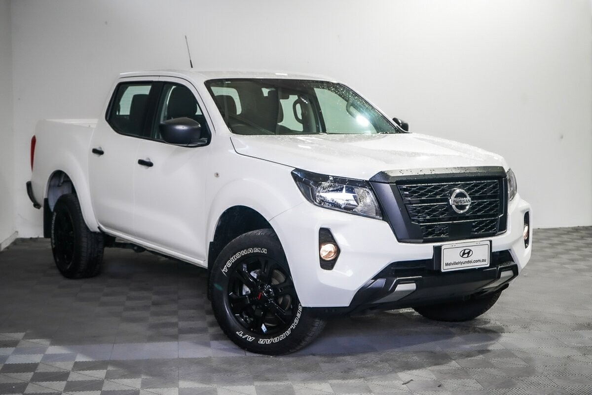 Nissan Navara image 1