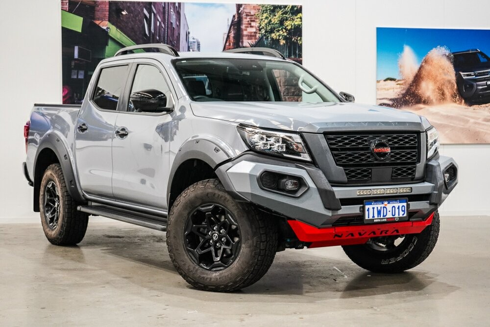Nissan Navara image 1