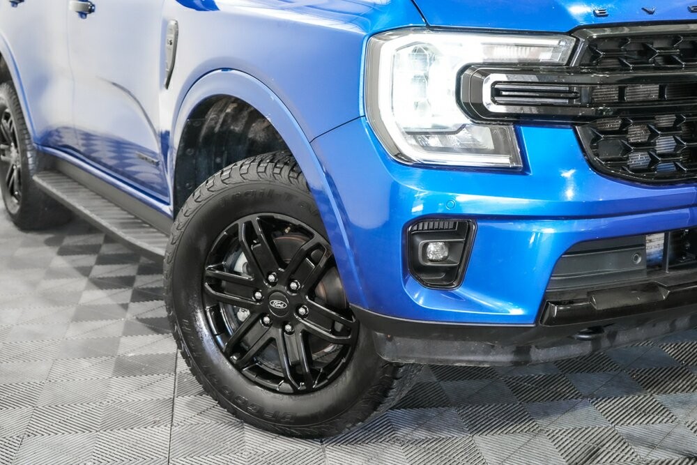 Ford Everest image 2