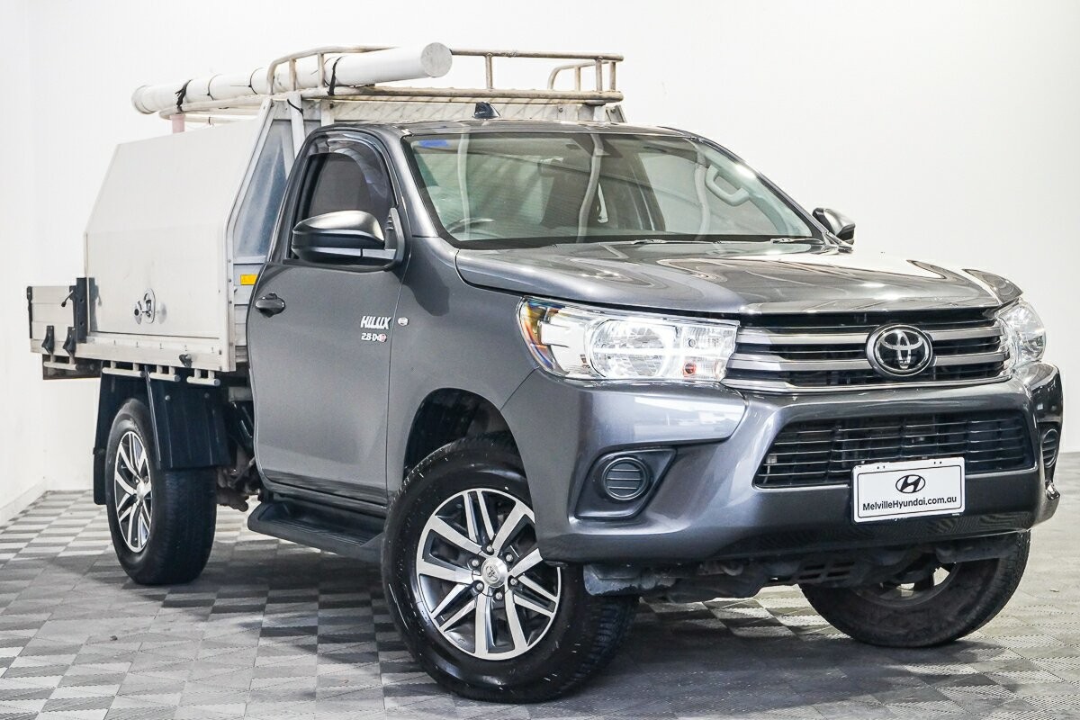 Toyota Hilux image 1