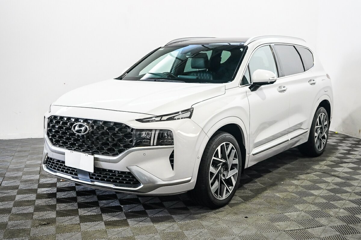 Hyundai Santa Fe image 4