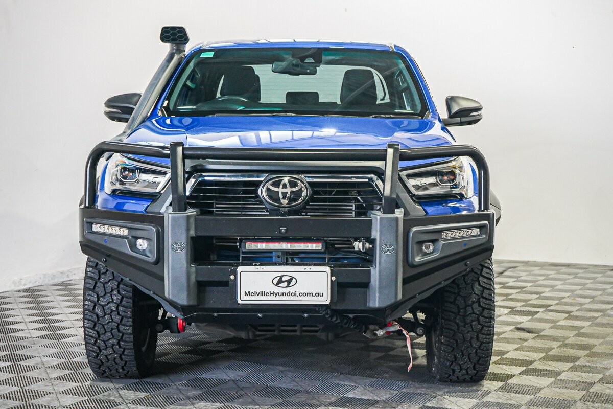 Toyota Hilux image 3