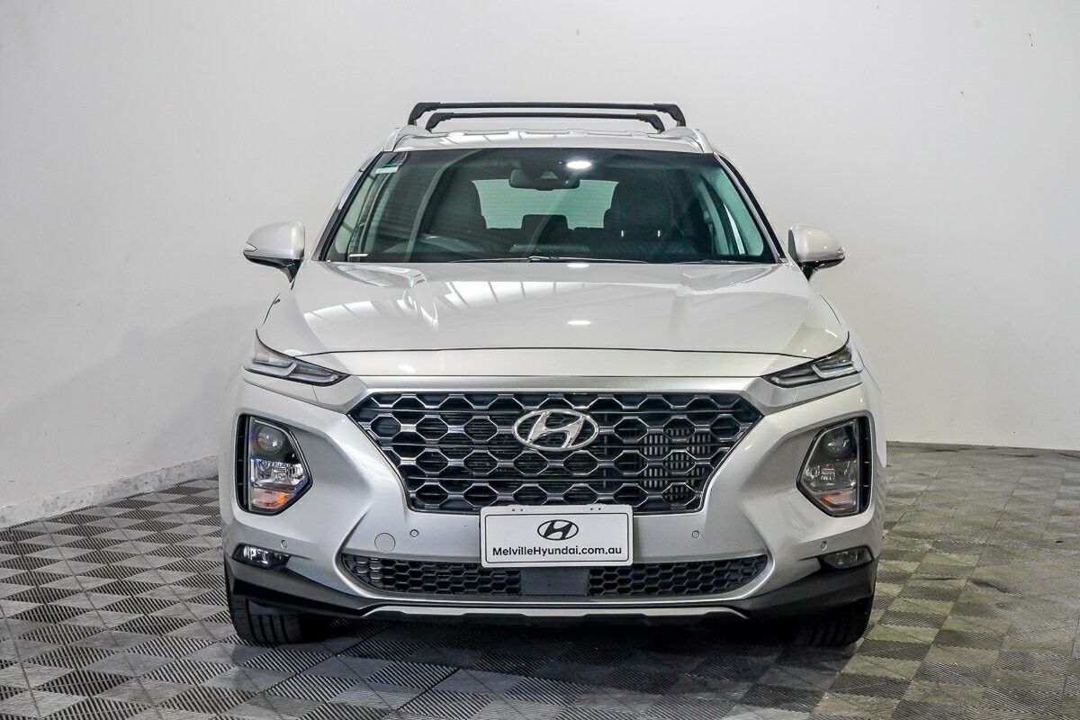 Hyundai Santa Fe image 3